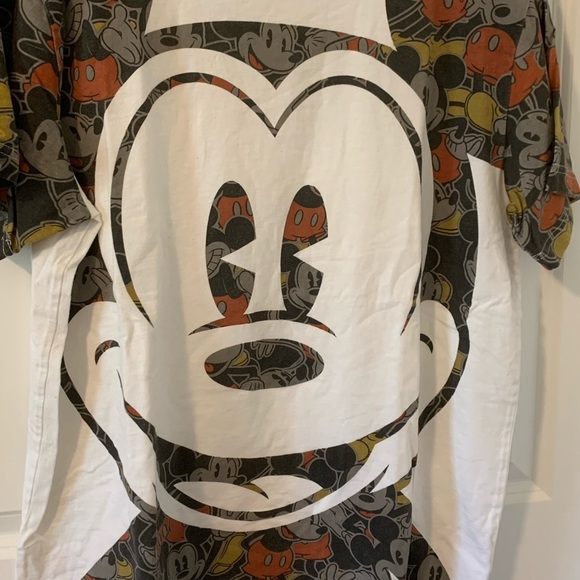 Disney Park Mickey Mouse Face Tee Rare Shirt Size Large White Red Grey Vintage - Picture 12 of 12